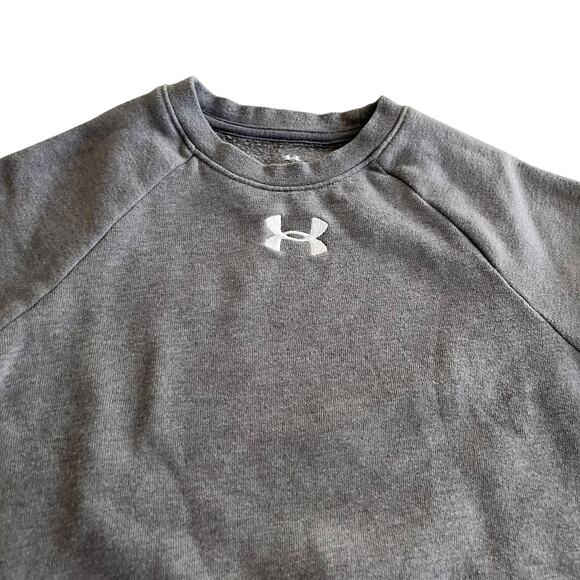 Under Armour Boys Gray Crewneck Sweatshirt size YXS - Picture 2 of 6